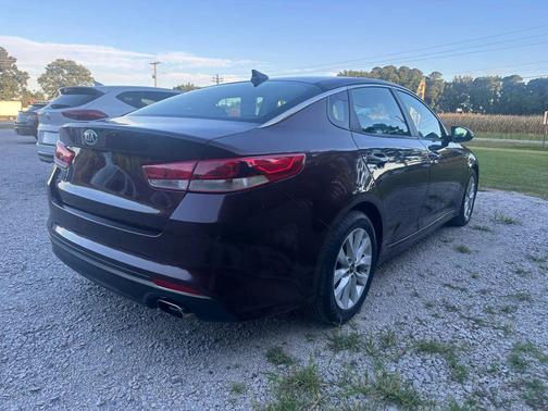 2017 Kia Optima LX