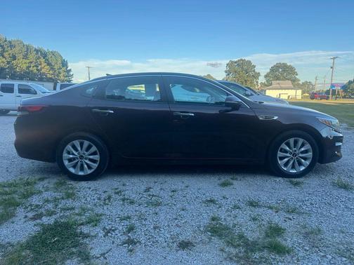 2017 Kia Optima LX