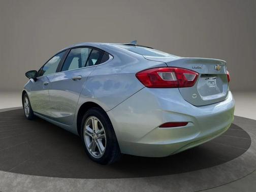 Blue 2017 Chevrolet Cruze LT