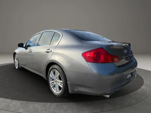 2013 INFINITI G37x Base