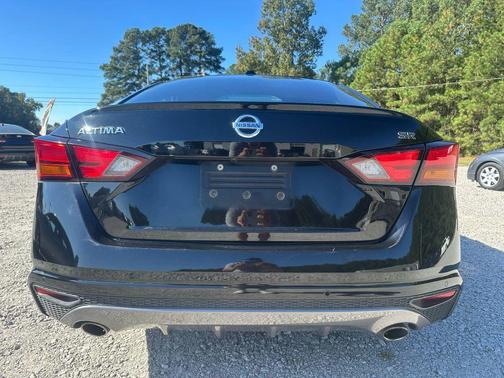 2020 Nissan Altima SR FWD