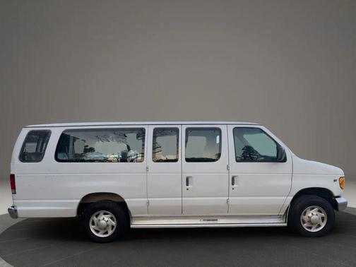 1997 Ford Club Wagon Super Duty Van