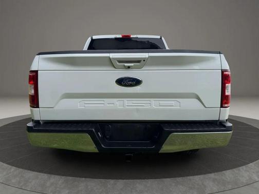 Oxford White 2018 Ford F-150 Lariat