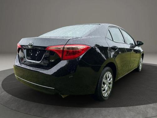 Black Sand Pearl 2018 Toyota Corolla LE
