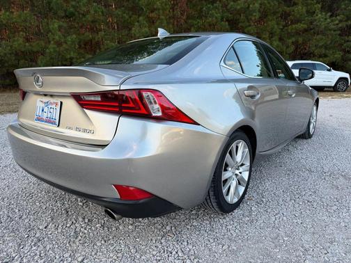 2016 Lexus IS 300 Base