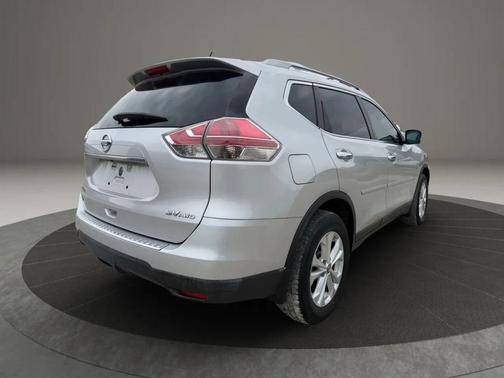 2015 Nissan Rogue SV