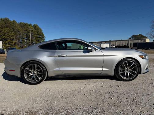 2015 Ford Mustang EcoBoost Premium