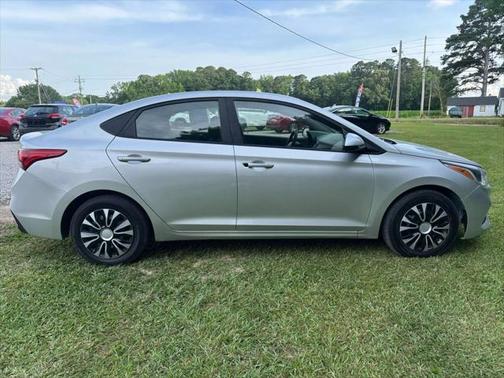2019 Hyundai Accent SE
