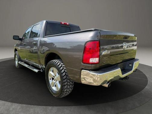 Granite Crystal Metallic Clearcoat 2017 RAM 1500 Big Horn