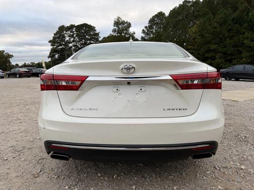 2016 Toyota Avalon Limited