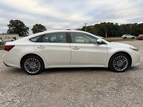 2016 Toyota Avalon Limited