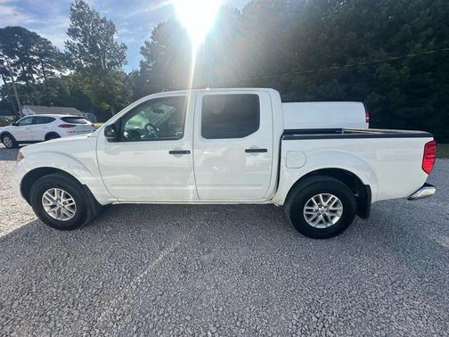 2017 Nissan Frontier SV