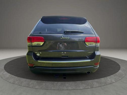 Granite Crystal Metallic Clearcoat 2018 Jeep Grand Cherokee Limited