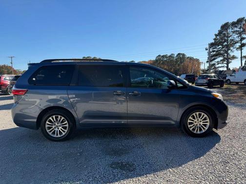 2015 Toyota Sienna XLE Premium