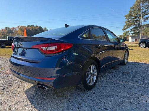 2016 Hyundai SONATA SE
