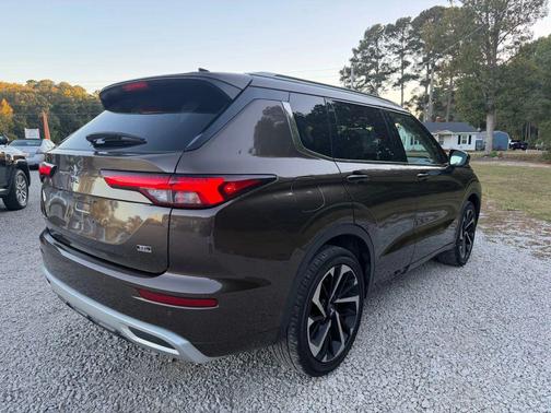 2022 Mitsubishi Outlander SEL Special Edition 2WD