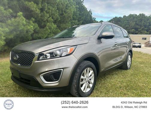 2017 Kia Sorento LX