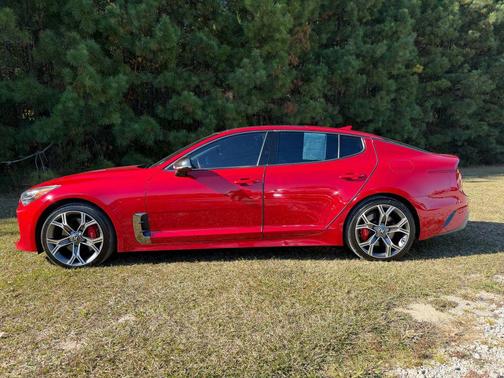 2020 Kia Stinger GT1