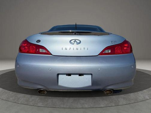 2011 INFINITI G37 Base