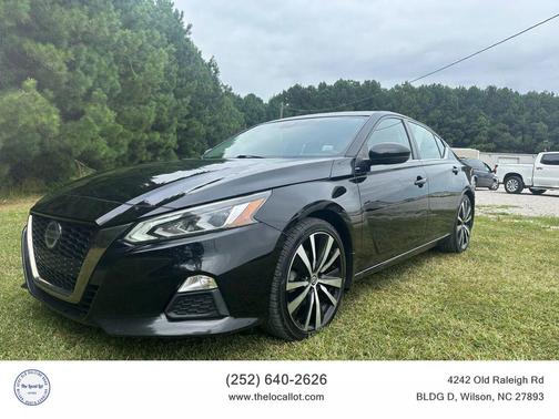 2020 Nissan Altima SR FWD