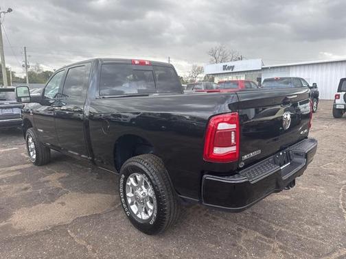 2024 RAM 2500 Laramie Crew Cab 4x4 6'4' Box
