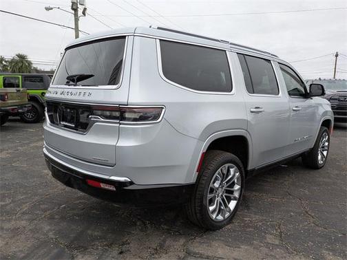 2023 Jeep Grand Wagoneer Series II 4x4