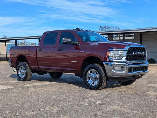2021 RAM 2500 Tradesman Crew Cab 4x4 6'4' Box