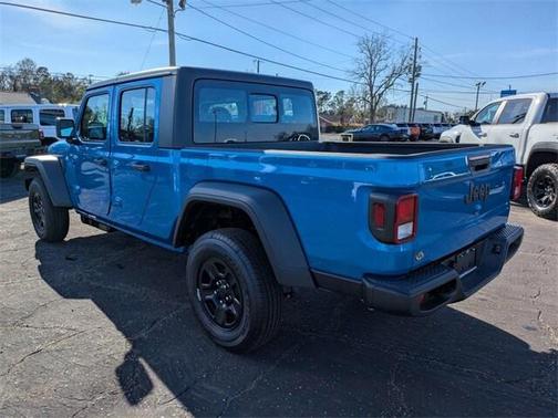 2026 Jeep Gladiator Sport