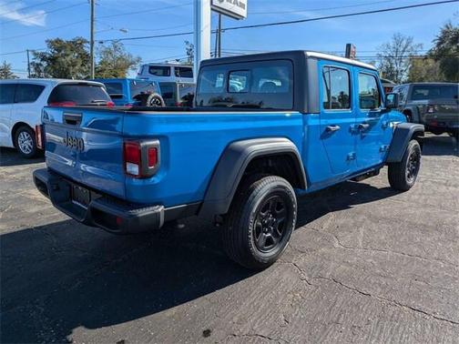 2026 Jeep Gladiator Sport