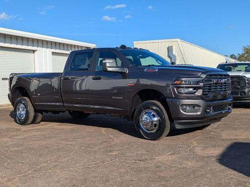Granite Crystal Metallic Clearcoat 2026 RAM 3500 Big Horn