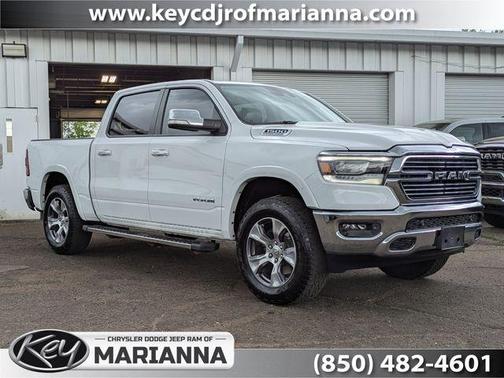 Bright White Clearcoat 2022 RAM 1500 Laramie