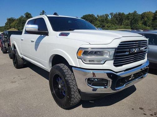2019 RAM 2500 Laramie Crew Cab 4x4 6'4' Box