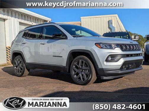 Silver Zynith Metallic Clearcoat 2026 Jeep Compass Latitude