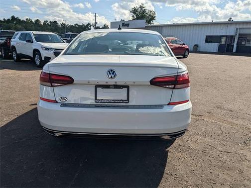 2022 Volkswagen Passat 2.0T SE