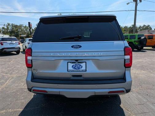 2022 Ford Expedition XLT