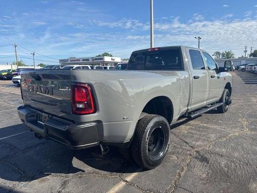 Ceramic Gray Clearcoat 2026 RAM 3500 Tradesman