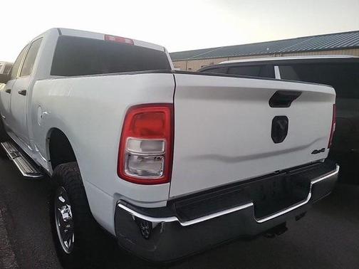 2023 RAM 2500 Big Horn Crew Cab 4x4 6'4' Box