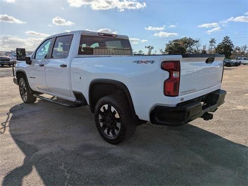 2023 Chevrolet Silverado 2500 Custom