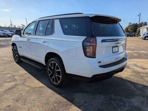 2023 Chevrolet Tahoe 4WD RST