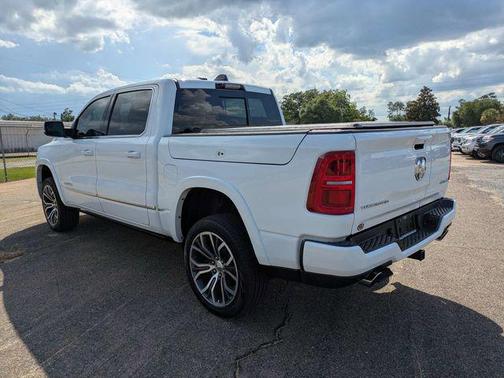 Bright White Clearcoat 2025 RAM 1500 ST