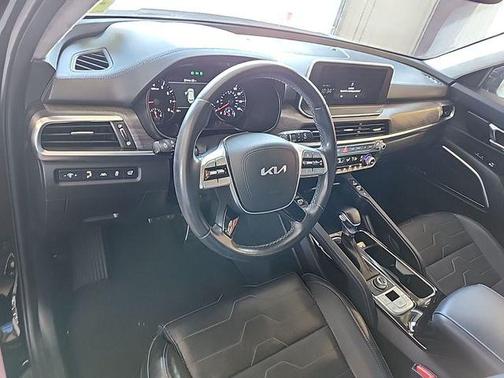 Ebony Black 2022 Kia Telluride SX