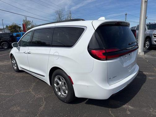 2022 Chrysler Pacifica Limited