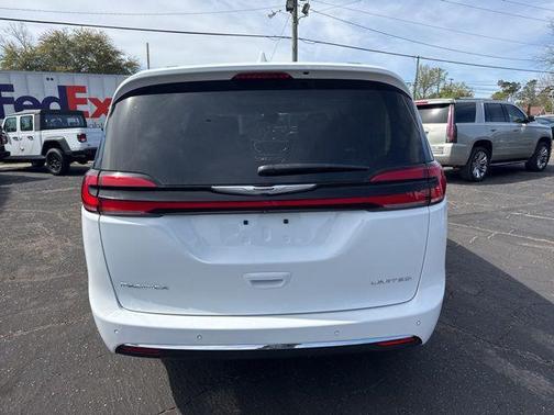 2022 Chrysler Pacifica Limited