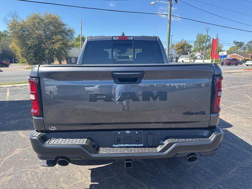 Granite Crystal Metallic Clearcoat 2026 RAM 1500 Warlock