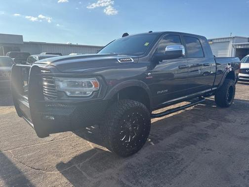 2020 RAM 2500 Laramie Mega Cab 4X4 6'4' Box