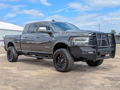 2020 RAM 2500 Laramie Mega Cab 4X4 6'4' Box