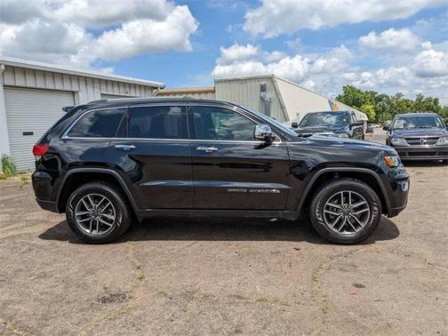 Diamond Black Crystal Pearlcoat 2020 Jeep Grand Cherokee Limited