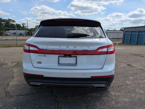 White Platinum Clearcoat Metallic 2018 Lincoln MKX Reserve