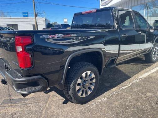 2023 Chevrolet Silverado 2500 Custom