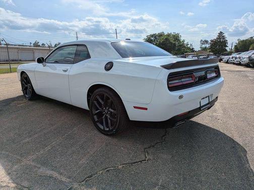 White Knuckle Clearcoat 2022 Dodge Challenger GT